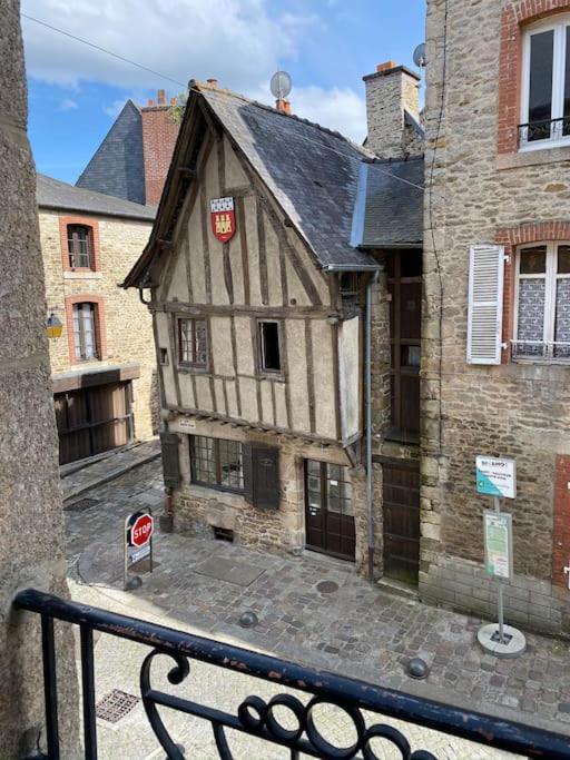 Appartement En Plein Coeur Historique De Dinan Exteriér fotografie